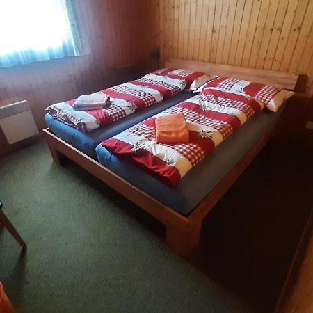 Haus Sandra Fiesch Bagian luar foto