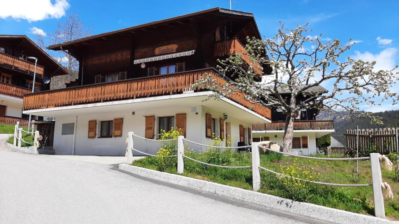 Haus Sandra Fiesch Bagian luar foto